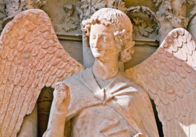 Reims and the cellars of Champagne