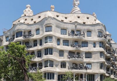 BARCELONA AND ANTONI GAUDI