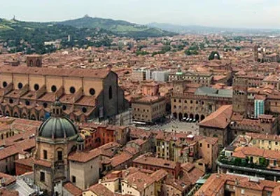Sightseeing Excursion “the colours of Bologna”.