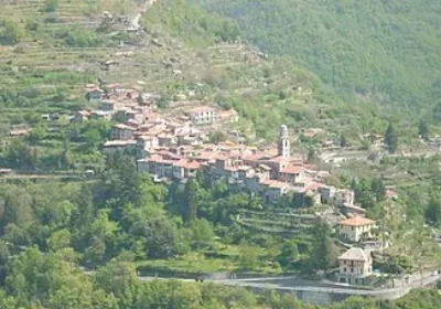 TRIORA