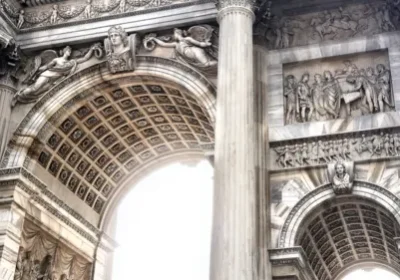 Milan sightseeing tour by car.